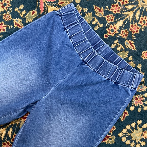 🍄 Soft Surroundings Metro Denim Leggings - Picture 2 of 10